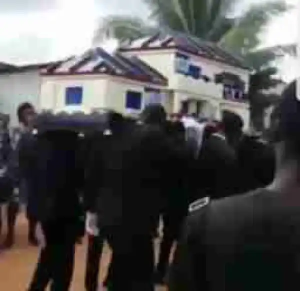 Man Buried In A Coffin That Looks Like A House Which Has A DSTV Dish (Photos)